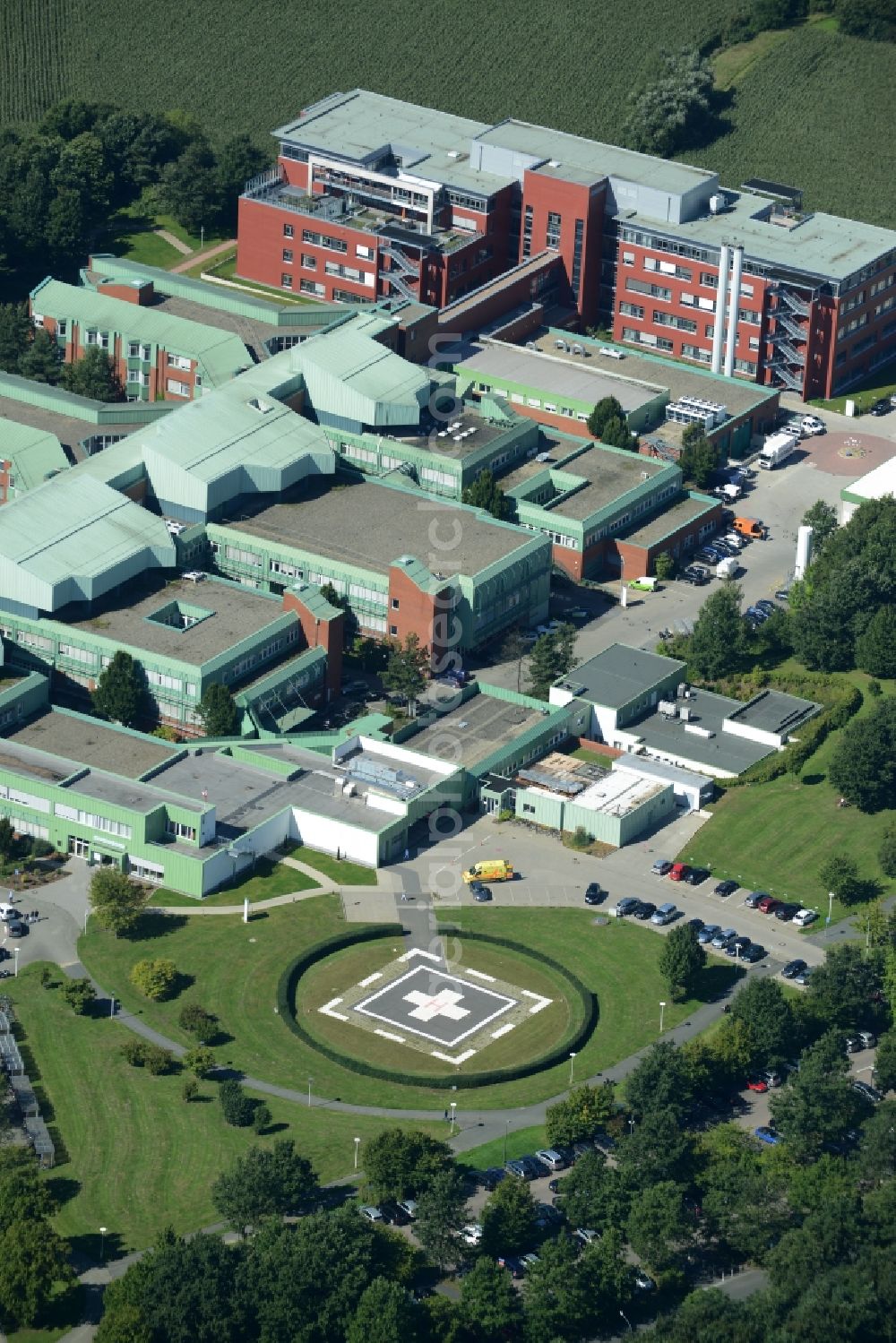 Aerial photograph Osnabrück - Clinic of the hospital grounds Klinikum Osnabrueck in Osnabrueck in the state of Lower Saxony