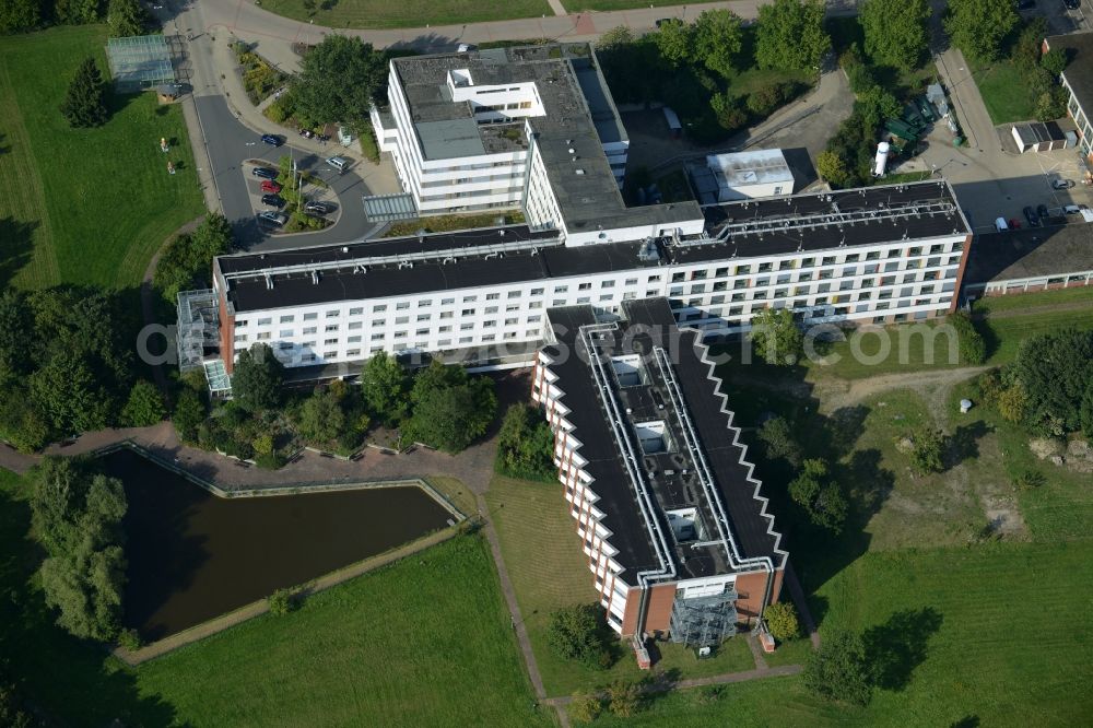 Aerial photograph Peine - Clinic of the hospital grounds Klinikum Peine in the South of Peine in the state of Lower Saxony