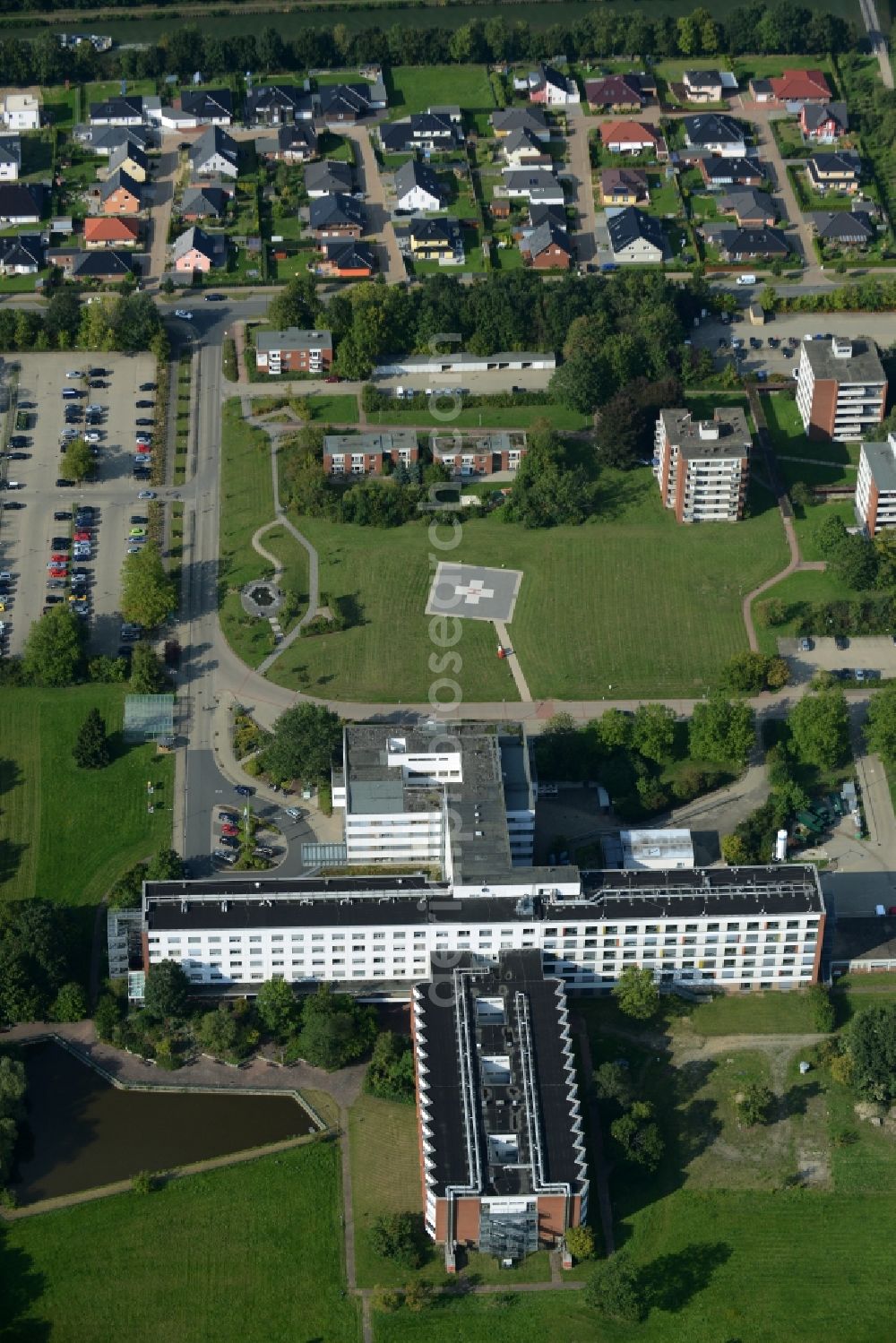 Peine from the bird's eye view: Clinic of the hospital grounds Klinikum Peine in the South of Peine in the state of Lower Saxony