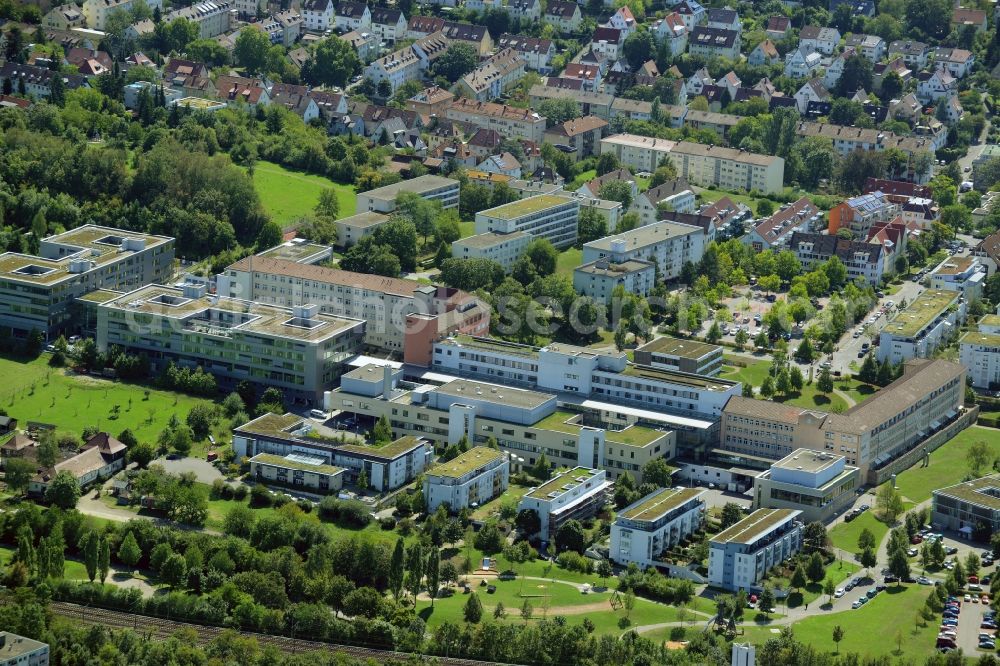 Aerial photograph Stuttgart - Clinic of the hospital grounds Klinikum Stuttgart and hospital Bad Cannstatt in Stuttgart in the state of Baden-Wuerttemberg