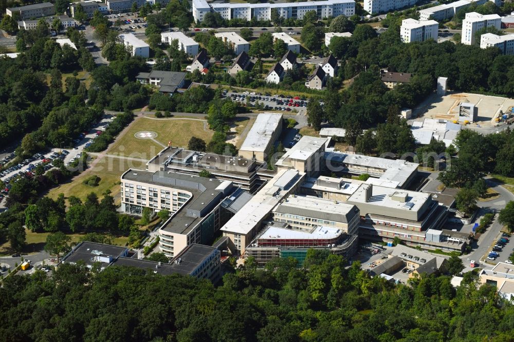 Wolfsburg from above - Hospital grounds of the Clinic Klinikum Wolfsburg Klinik fuer Kinder- and Jugendmedizin and Psychosomatik on Sauerbruchstrasse in Wolfsburg in the state Lower Saxony, Germany