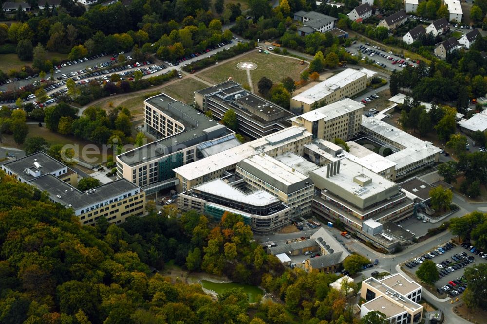 Wolfsburg from above - Hospital grounds of the Clinic Klinikum Wolfsburg Klinik fuer Kinder- and Jugendmedizin and Psychosomatik on Sauerbruchstrasse in Wolfsburg in the state Lower Saxony, Germany