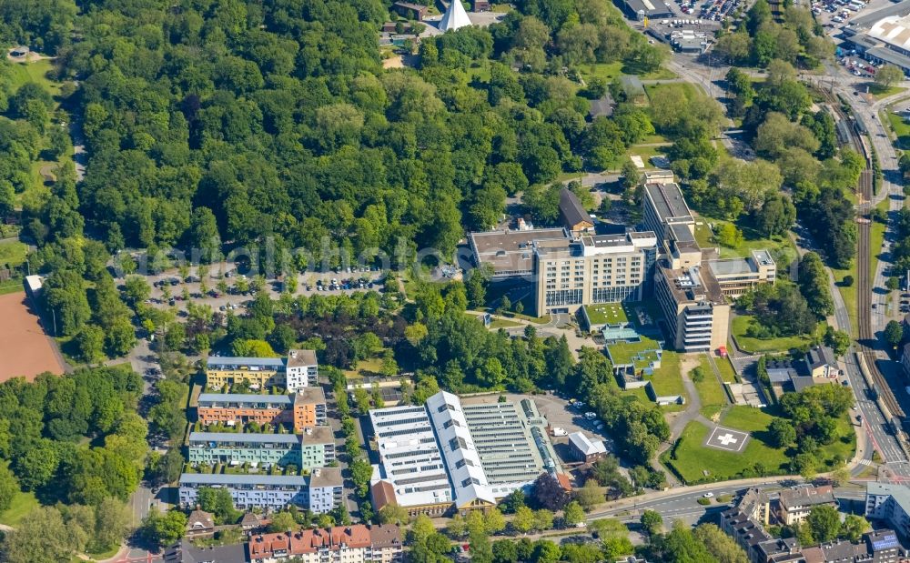 Aerial photograph Dortmund - Hospital grounds of the Clinic Klinikzentrum Nord Dortmund on Muensterstrasse and the cultural center DEPOT Dortmund on Immermannstrasse in the district Hafen in Dortmund at Ruhrgebiet in the state North Rhine-Westphalia, Germany