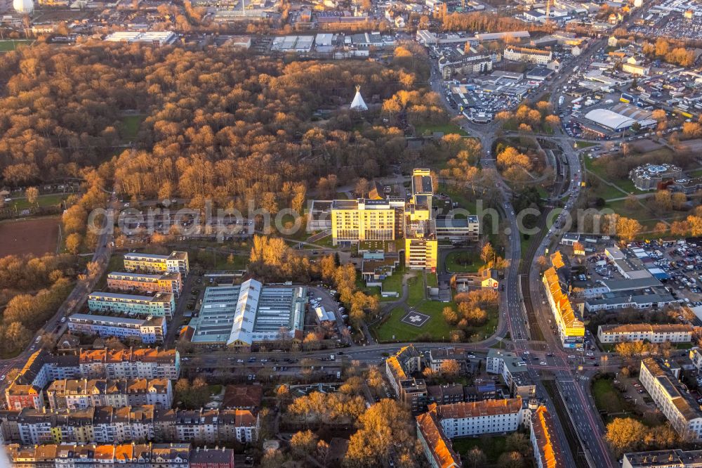 Dortmund from the bird's eye view: Hospital grounds of the hospital Klinikzentrum Nord Dortmund on Muensterstrasse in the district Hafen in Dortmund in the Ruhr area in the state North Rhine-Westphalia, Germany