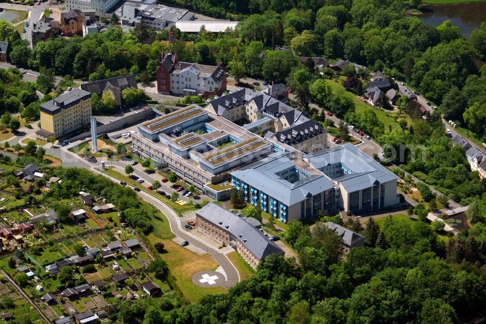 Greiz from above - Hospital grounds of the Clinic Kreiskrankenhaus Greiz on Wichmannstrasse in Greiz in the state Thuringia, Germany