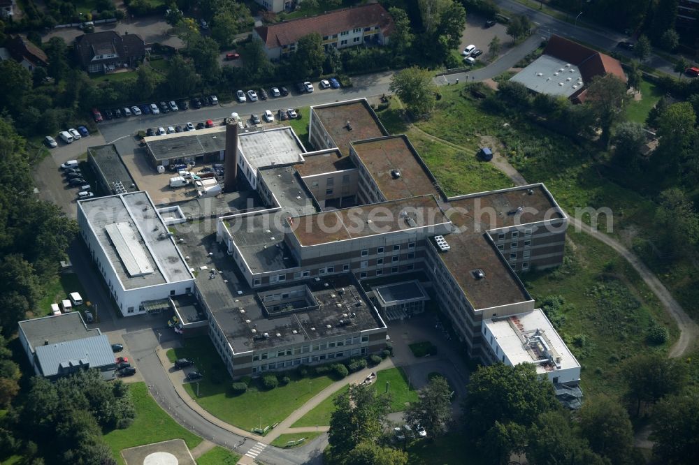 Burgwedel from above - Clinic of the hospital grounds KRH Klinikum Grossburgwedel in Burgwedel in the state Lower Saxony