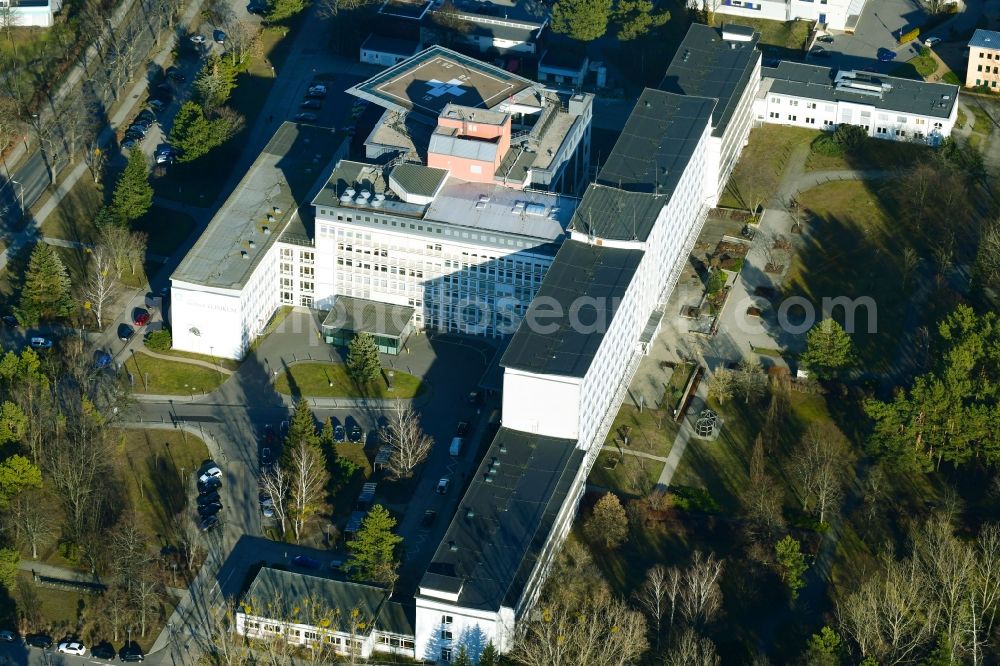 Aerial photograph Hoyerswerda - Hospital grounds of the Clinic Lausitzer Seenland Klinikum on Maria-Grollmuss-Strasse in Hoyerswerda in the state Saxony, Germany