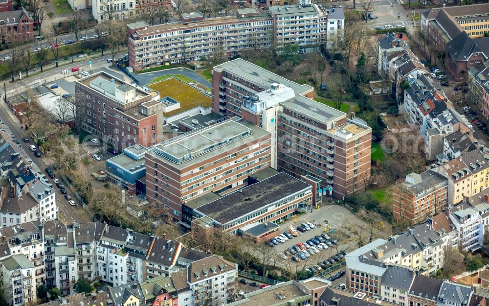 Aerial image Düsseldorf - Hospital grounds of the Clinic Marien Hospital Duesseldorf on Rochusstrasse in Duesseldorf in the state North Rhine-Westphalia, Germany