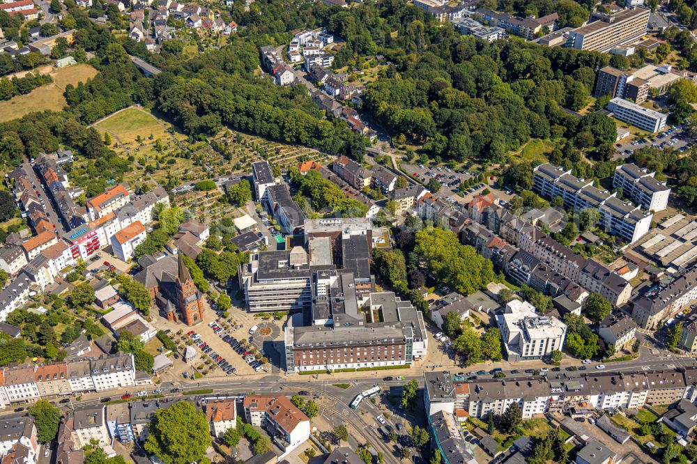 Aerial photograph Witten - Hospital grounds of the Clinic Marienhospital on place Marienplatz in Witten at Ruhrgebiet in the state North Rhine-Westphalia, Germany