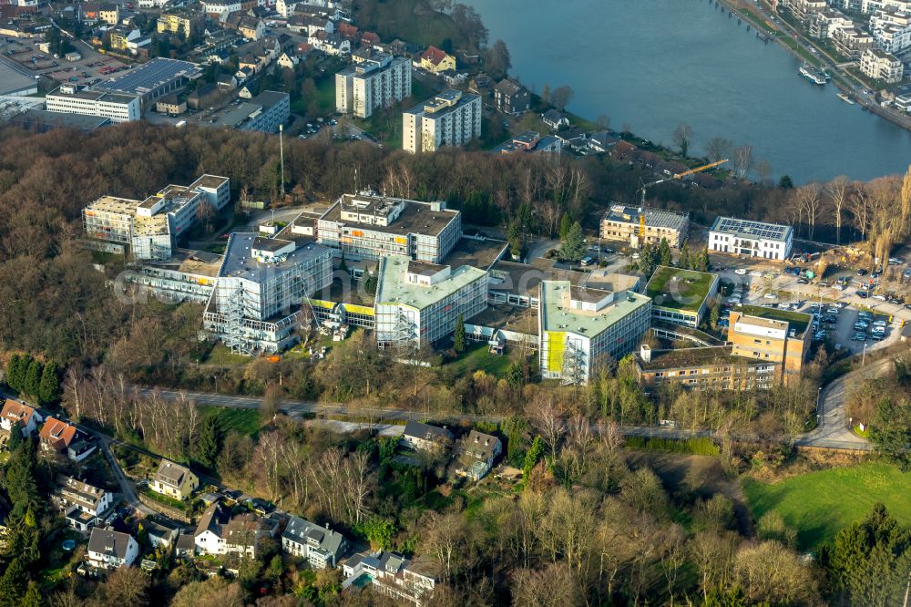 Essen from above - Hospital grounds of the Clinic MediClin Fachklinik Rhein/Ruhr Auf of Roetsch in the district Werden in Essen in the state North Rhine-Westphalia, Germany