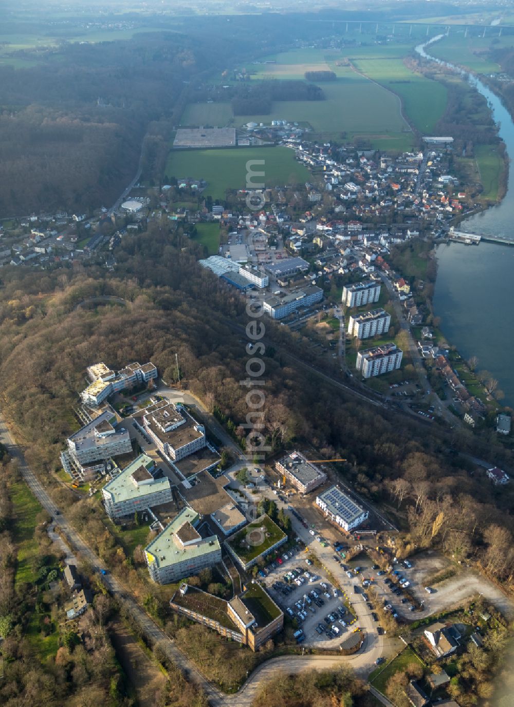 Essen from the bird's eye view: Hospital grounds of the Clinic MediClin Fachklinik Rhein/Ruhr Auf of Roetsch in the district Werden in Essen in the state North Rhine-Westphalia, Germany