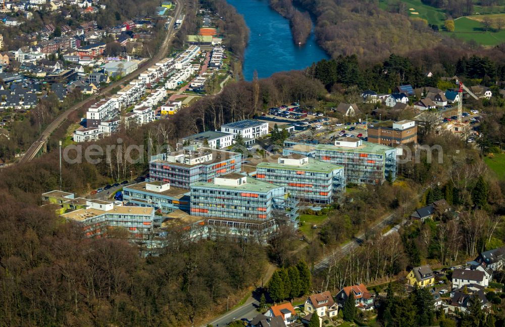 Aerial image Essen - Hospital grounds of the Clinic MediClin Fachklinik Rhein/Ruhr Auf of Roetsch in the district Werden in Essen in the state North Rhine-Westphalia, Germany