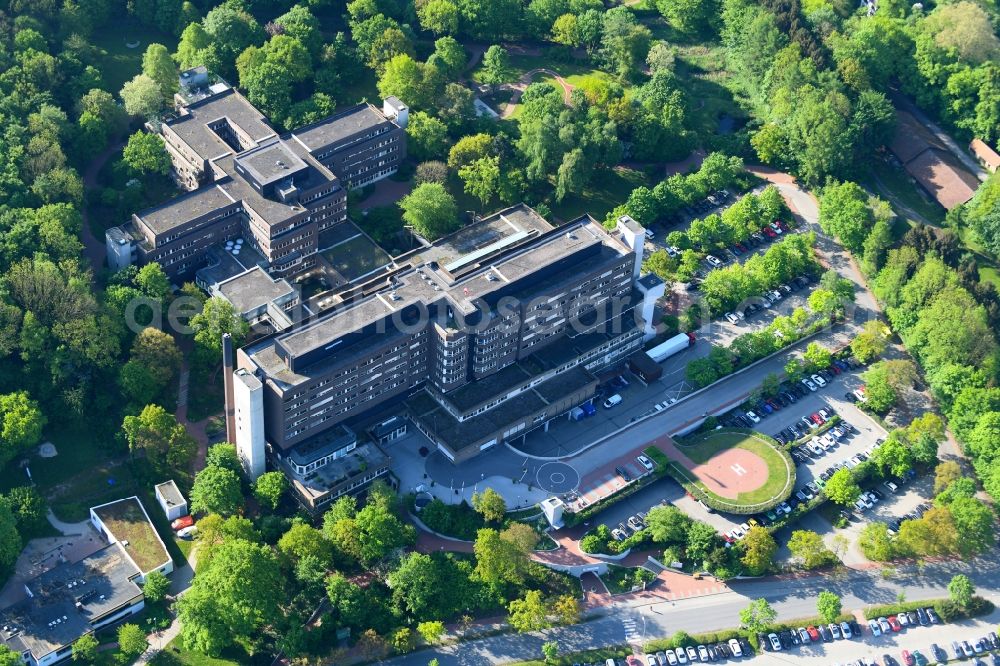 Aerial image Lübbecke - Hospital grounds of the Clinic Muehlenkreiskliniken AoeR in Luebbecke in the state North Rhine-Westphalia, Germany