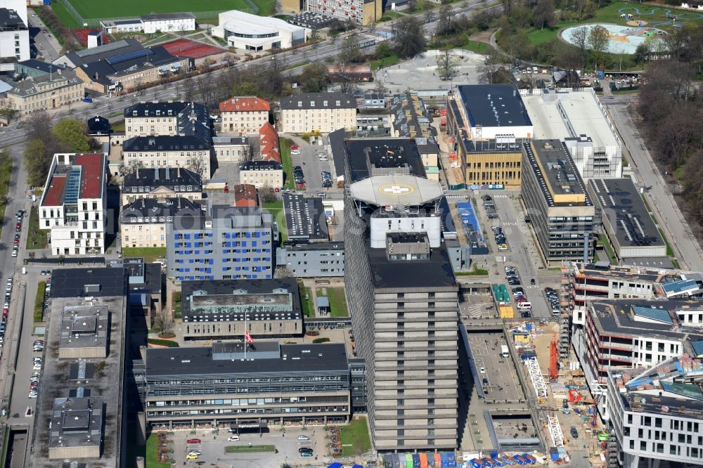 Kopenhagen from the bird's eye view: Hospital grounds Rigshospitalet on Blegdonsvej in Copenhagen in Denmark