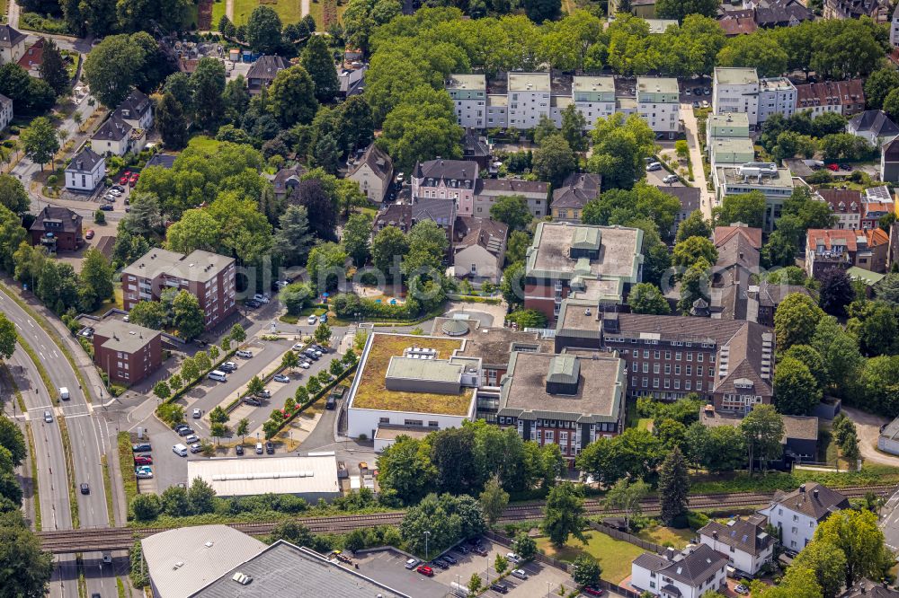 Aerial image Castrop-Rauxel - Hospital grounds of the Clinic St. Rochus-Hospital on street Glueckaufstrasse in Castrop-Rauxel at Ruhrgebiet in the state North Rhine-Westphalia, Germany