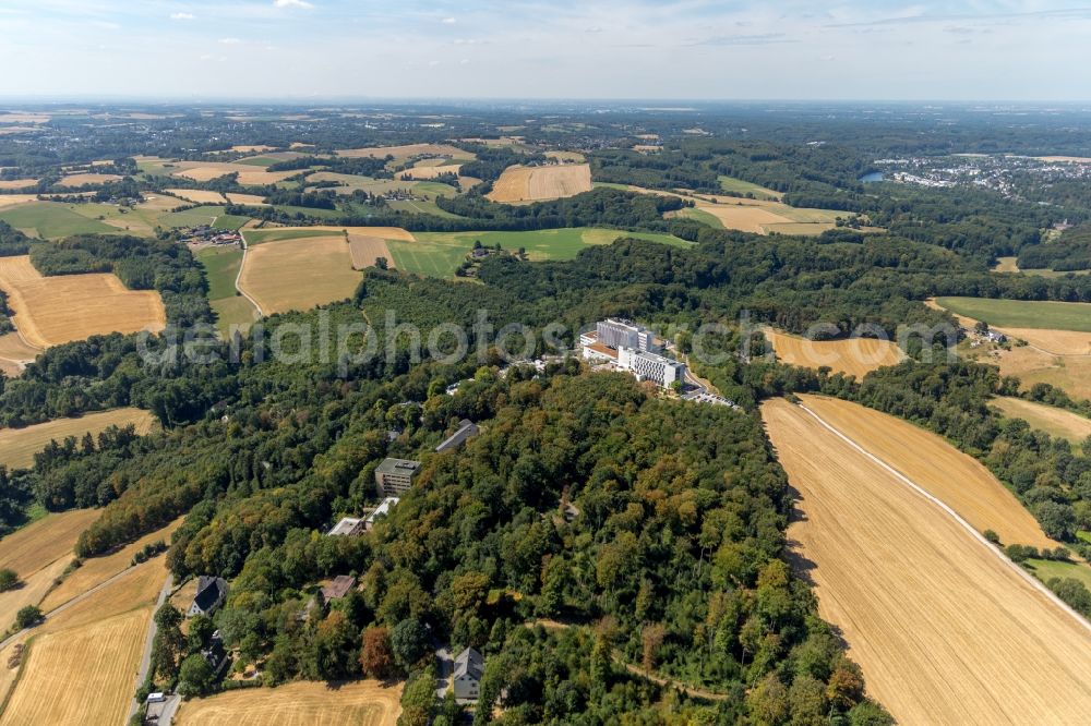 Essen from above - Hospital grounds of the Clinic Ruhrlandklinik on Tueschener Weg in the district Werden in Essen in the state North Rhine-Westphalia, Germany