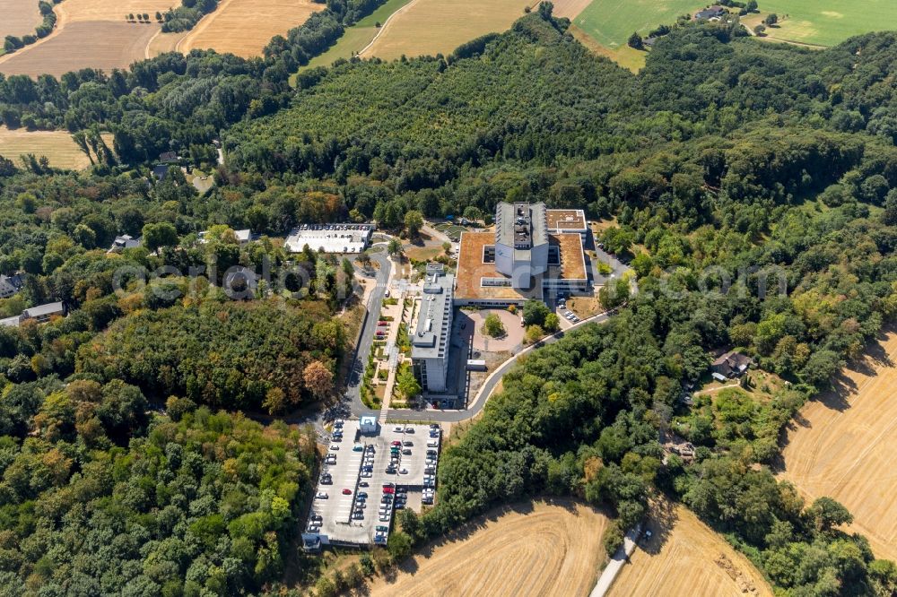 Aerial photograph Essen - Hospital grounds of the Clinic Ruhrlandklinik on Tueschener Weg in the district Werden in Essen in the state North Rhine-Westphalia, Germany