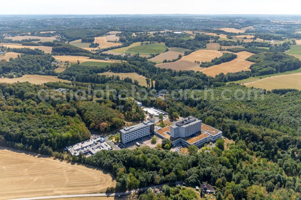 Essen from the bird's eye view: Hospital grounds of the Clinic Ruhrlandklinik on Tueschener Weg in the district Werden in Essen in the state North Rhine-Westphalia, Germany