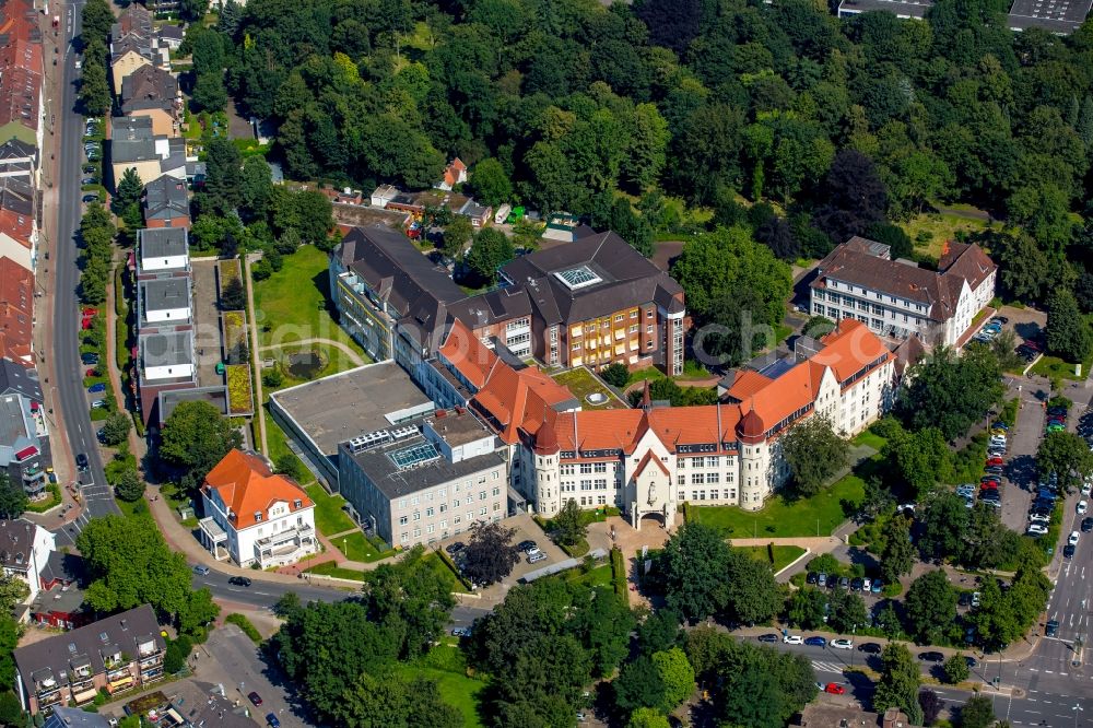 Gelsenkirchen from the bird's eye view: Clinic of the hospital grounds Sankt Marien-Hospital Gelsenkirchen-Buer in Gelsenkirchen in the state North Rhine-Westphalia