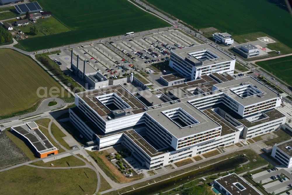 Aerial image Villingen-Schwenningen - Hospital grounds of the Clinic Schwarzwald-Baar Klinikum on Klinikstrasse in Villingen-Schwenningen in the state Baden-Wuerttemberg, Germany