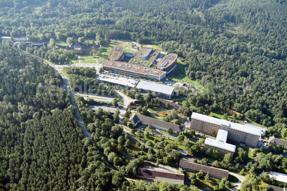 Gera from the bird's eye view: Hospital grounds of the Clinic SRH Wald-Klinikum Gera on Strasse of Friedens in Gera in the state Thuringia, Germany