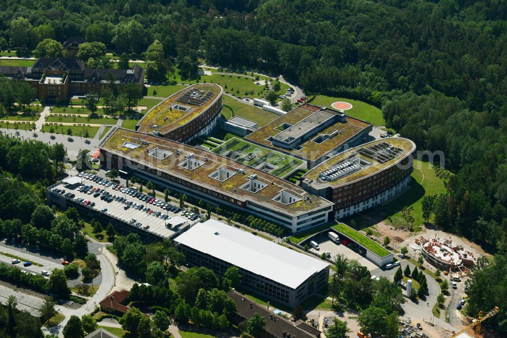 Aerial image Gera - Hospital grounds of the Clinic SRH Wald-Klinikum Gera on Strasse of Friedens in Gera in the state Thuringia, Germany