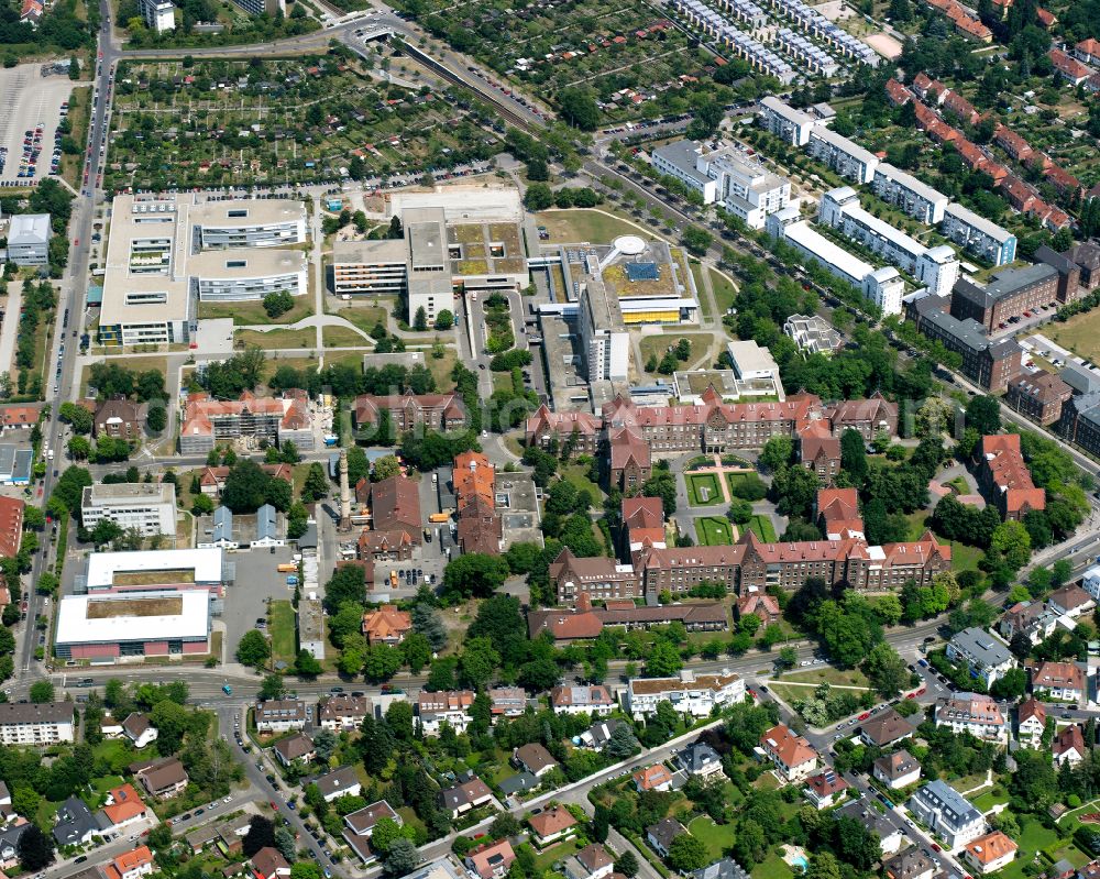 Karlsruhe from the bird's eye view: Hospital grounds Staedtisches Klinikum Karlsruhe on Moltkestrasse in Karlsruhe in the state Baden-Wurttemberg, Germany