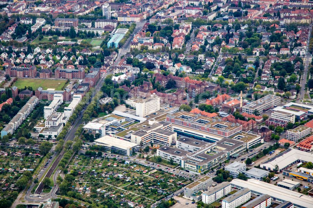 Aerial image Karlsruhe - Hospital grounds of the Clinic Staedtisches Klinikum Karlsruhe Kindernotaufnahme in Karlsruhe in the state Baden-Wuerttemberg, Germany