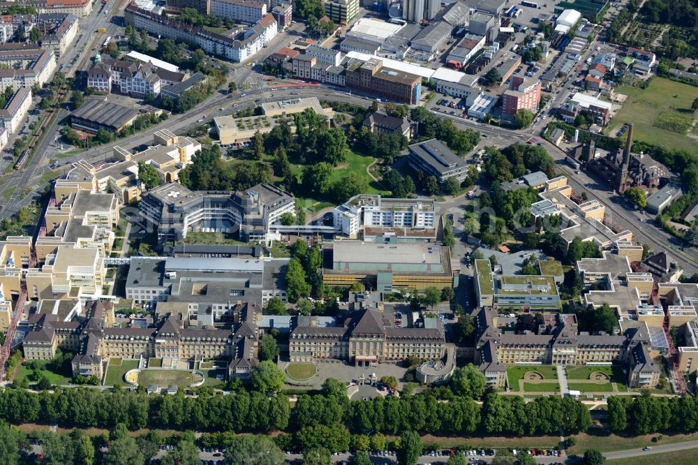 Aerial image Mannheim - Clinic of the hospital grounds der Universitaetsklinik in Mannheim in the state Baden-Wuerttemberg