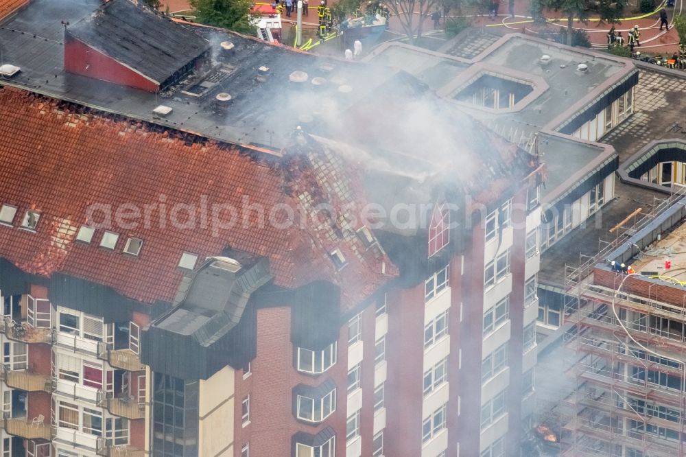 Aerial image Bochum - Clinic grounds of the hospital BG Universitaetsklinikum Bergmannsheil Bochum at Buerkle-de-la-Camp-Platz in the district of Bochum Sued in Bochum in the Ruhr area in the federal state of North Rhine-Westphalia, Germany