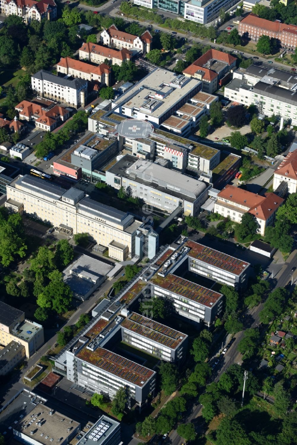 Dresden from the bird's eye view: Hospital grounds of the Clinic Universitaetsklinikum Carl Gustav Carus (VTG) on Fetscherstrasse in Dresden in the state Saxony, Germany