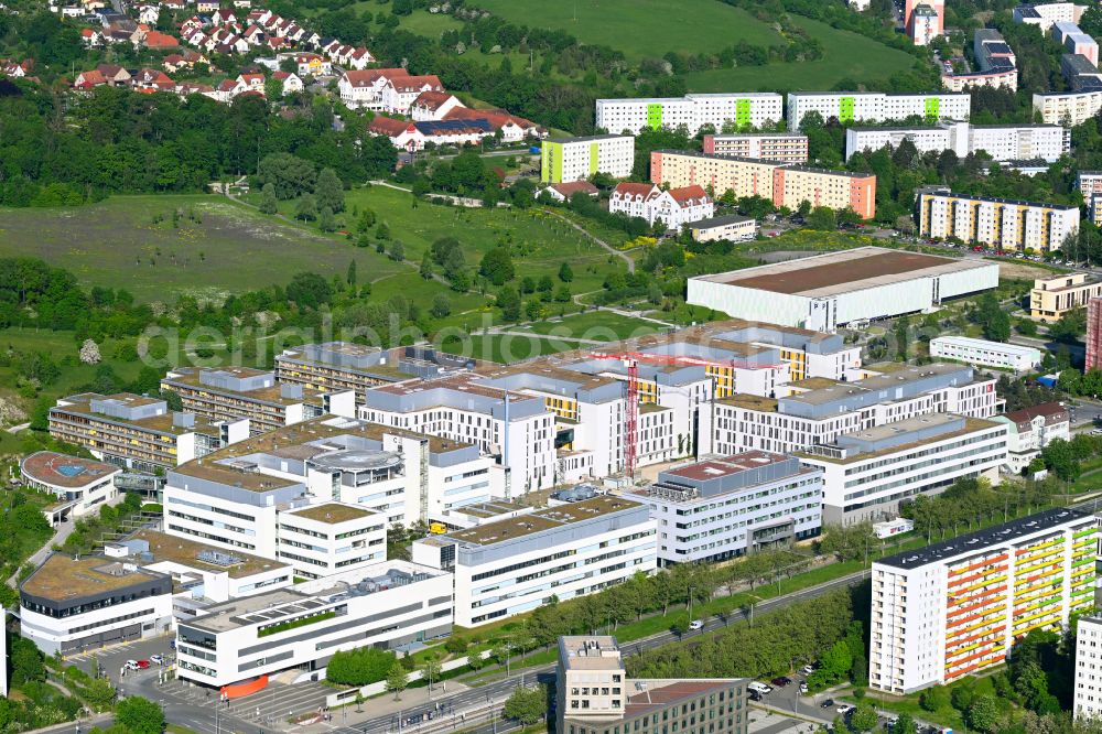 Jena from the bird's eye view: Hospital grounds of the Clinic Universitaetsklinikum on street Erlanger Allee in the district Goeschwitz in Jena in the state Thuringia, Germany