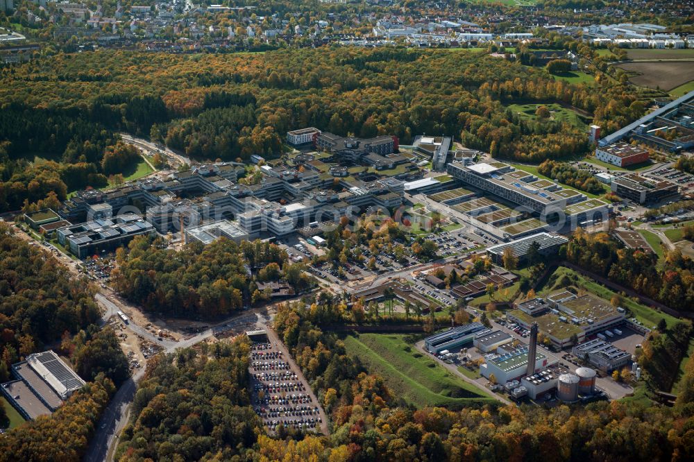 Aerial image Ulm - Hospital grounds of the Clinic Universitaetsklinikum Ulm in Ulm in the state Baden-Wuerttemberg, Germany