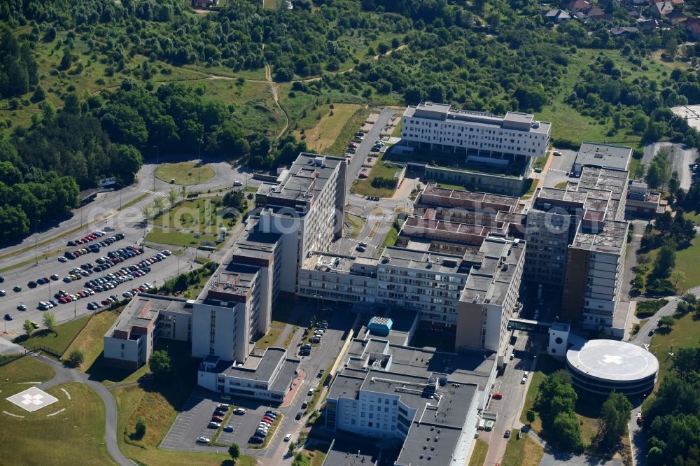 Aerial photograph Pilsen - Hospital grounds of the Clinic University Hospital Pilsen-LochotA?n on Alej Svobody in Pilsen in Boehmen, Czech Republic