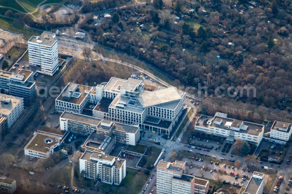 Karlsruhe from the bird's eye view: Hospital grounds of the Clinic ViDia Christliche Kliniken on street Steinhaeuserstrasse in Karlsruhe in the state Baden-Wuerttemberg, Germany