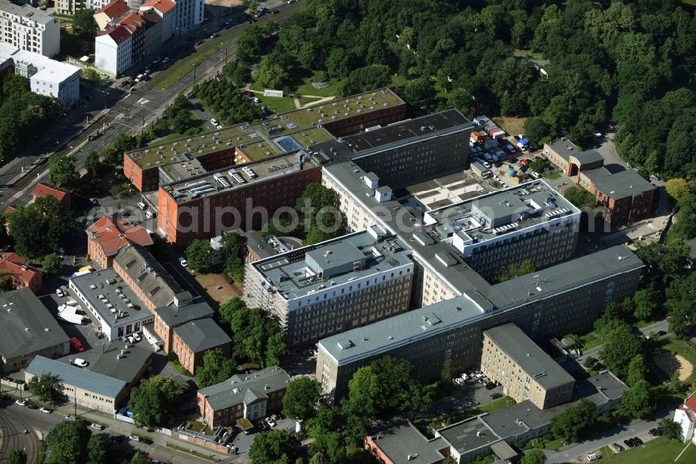 Berlin from above - Hospital grounds of the Vivantes Clinic Landsberger Allee im Friedrichshain in Berlin