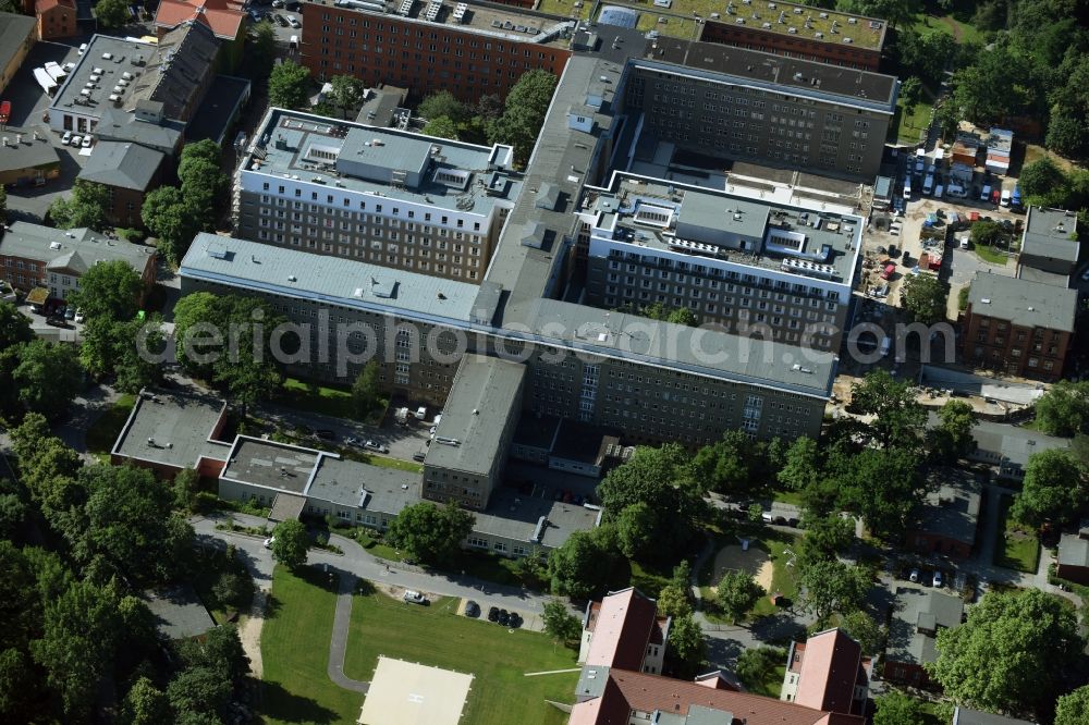 Berlin from above - Hospital grounds of the Vivantes Clinic Landsberger Allee im Friedrichshain in Berlin