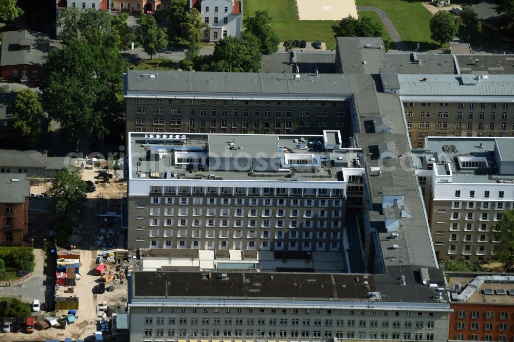 Berlin from the bird's eye view: Hospital grounds of the Vivantes Clinic Landsberger Allee im Friedrichshain in Berlin