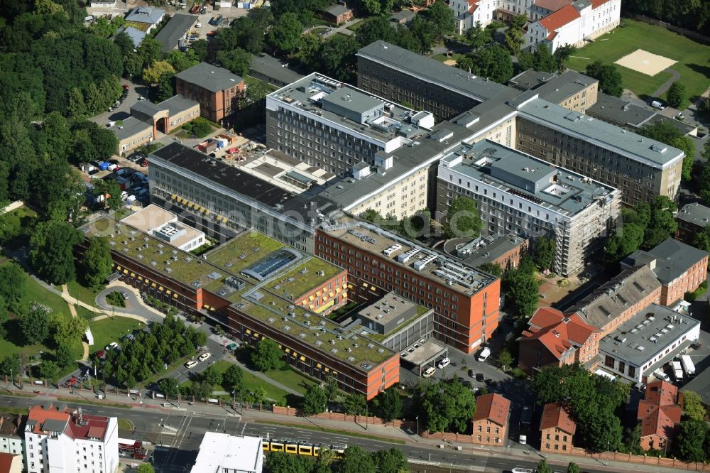 Aerial photograph Berlin - Hospital grounds of the Vivantes Clinic Landsberger Allee im Friedrichshain in Berlin