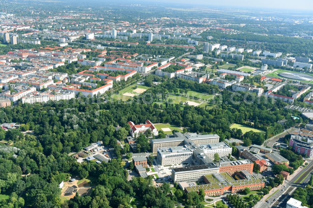 Berlin from above - Hospital grounds of the Vivantes Clinic Landsberger Allee im Friedrichshain in Berlin