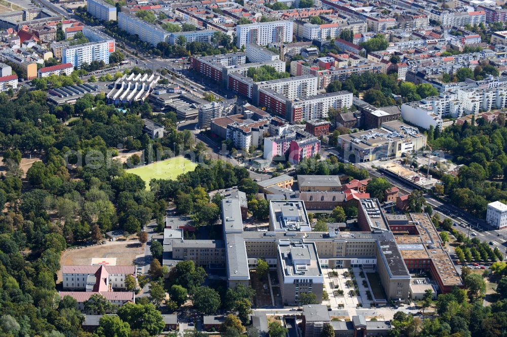 Berlin from above - Hospital grounds of the Vivantes Clinic Landsberger Allee im Friedrichshain in Berlin