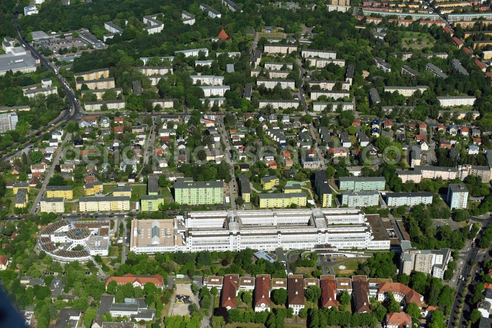 Aerial photograph Berlin - Hospital grounds of the Clinic Vivantes Klinikum Neukoelln on Rudower Strasse in the district Neukoelln in Berlin, Germany