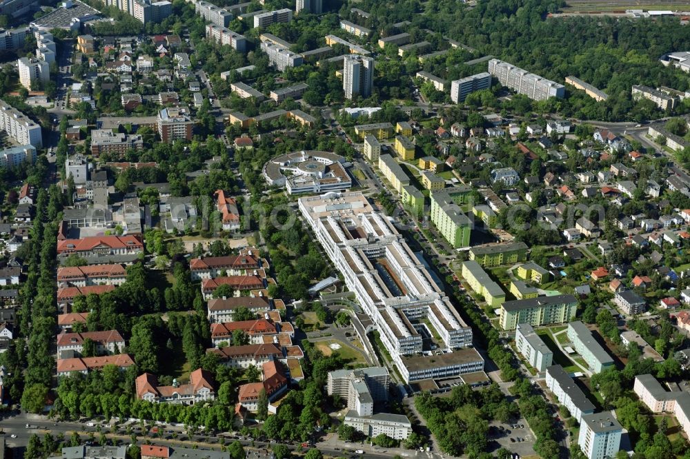 Aerial image Berlin - Hospital grounds of the Clinic Vivantes Klinikum Neukoelln on Rudower Strasse in the district Neukoelln in Berlin, Germany