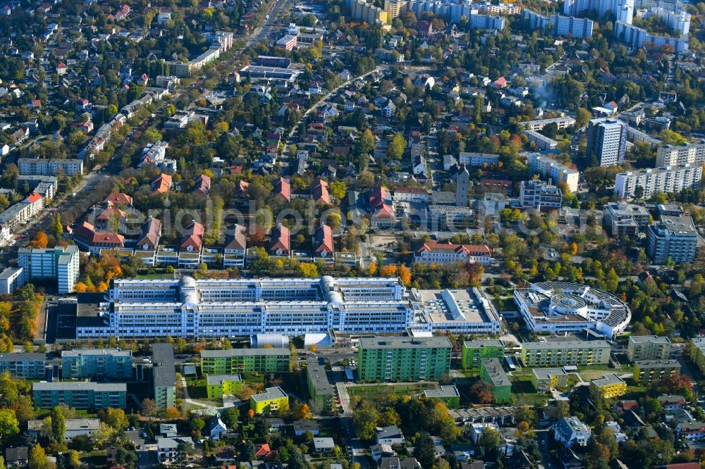 Aerial photograph Berlin - Hospital grounds of the Clinic Vivantes Klinikum Neukoelln on Rudower Strasse in the district Neukoelln in Berlin, Germany