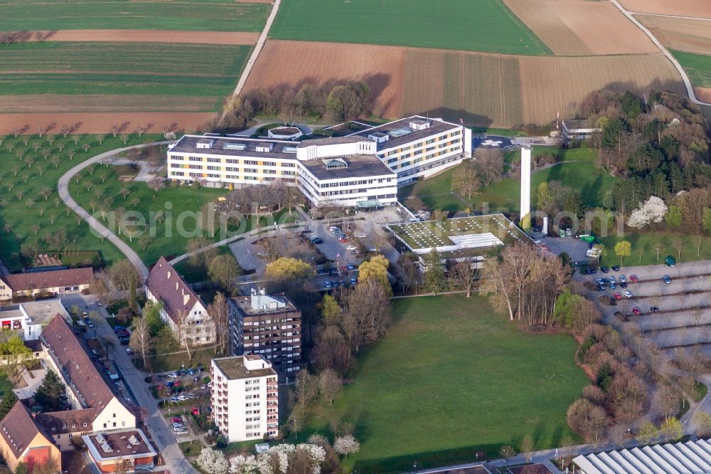 Leonberg from above - Hospital grounds of the Clinic Kreiskrankenhaus in Leonberg in the state Baden-Wurttemberg, Germany