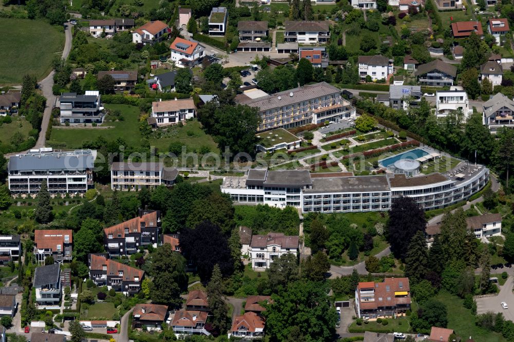 Aerial photograph Überlingen - Hospital grounds of the rehabilitation center Buchinger Wilhelmi on street Auf dem Stein in Ueberlingen at Bodensee in the state Baden-Wuerttemberg, Germany