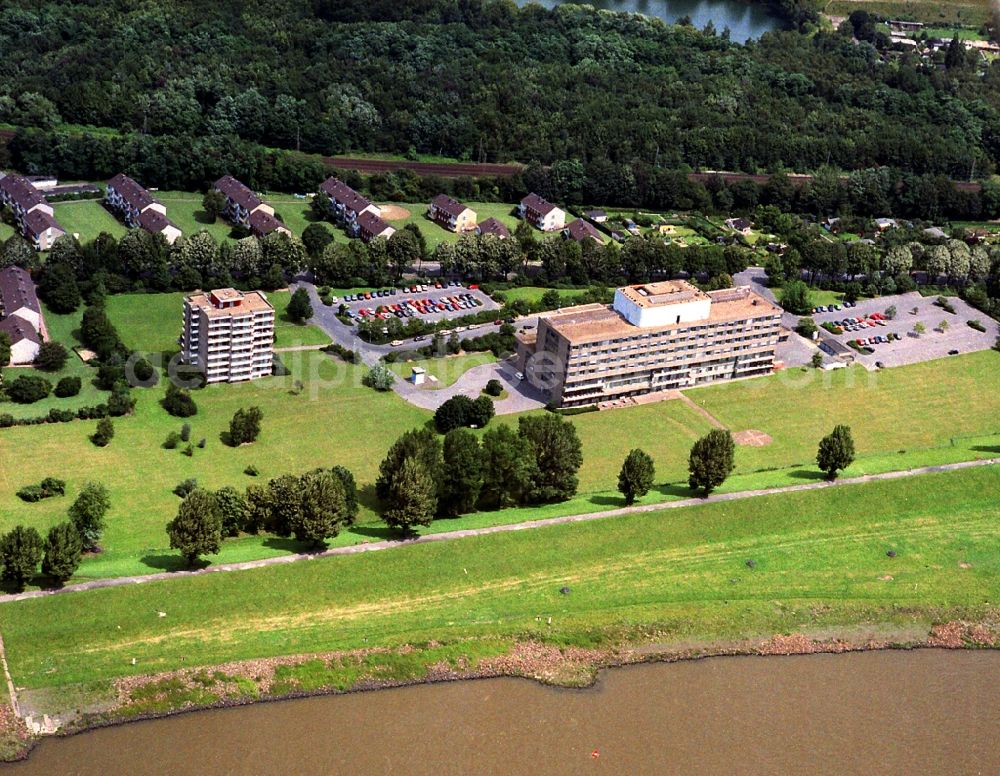 Duisburg from above - Hospital grounds of the rehabilitation center in Duisburg in the state North Rhine-Westphalia