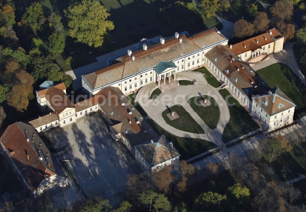 Aerial image Csakvar - Hospital grounds of the rehabilitation center Fejer Megyei Szent Gyoergy KA?rhaz Csakvari Intezete in Csakvar in Weissenburg, Hungary