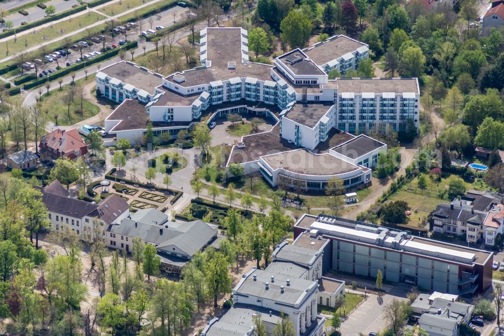 Schönebeck (Elbe) from the bird's eye view: Hospital grounds of the rehabilitation center in Schoenebeck (Elbe) in the state Saxony-Anhalt, Germany