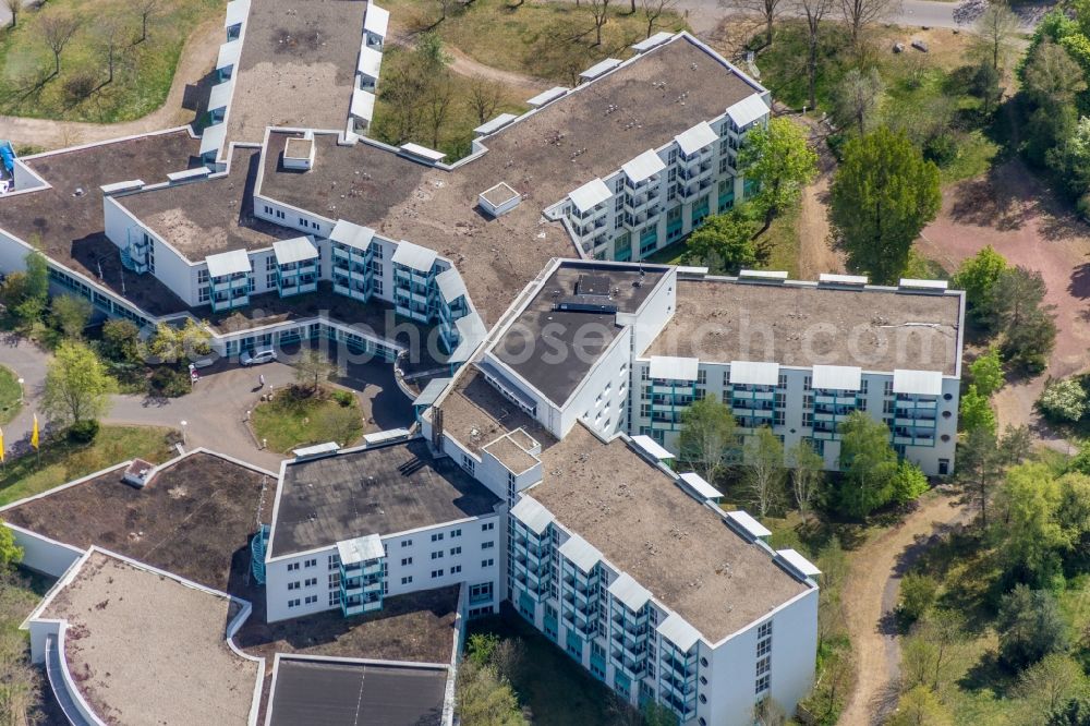 Aerial image Schönebeck (Elbe) - Hospital grounds of the rehabilitation center in Schoenebeck (Elbe) in the state Saxony-Anhalt, Germany